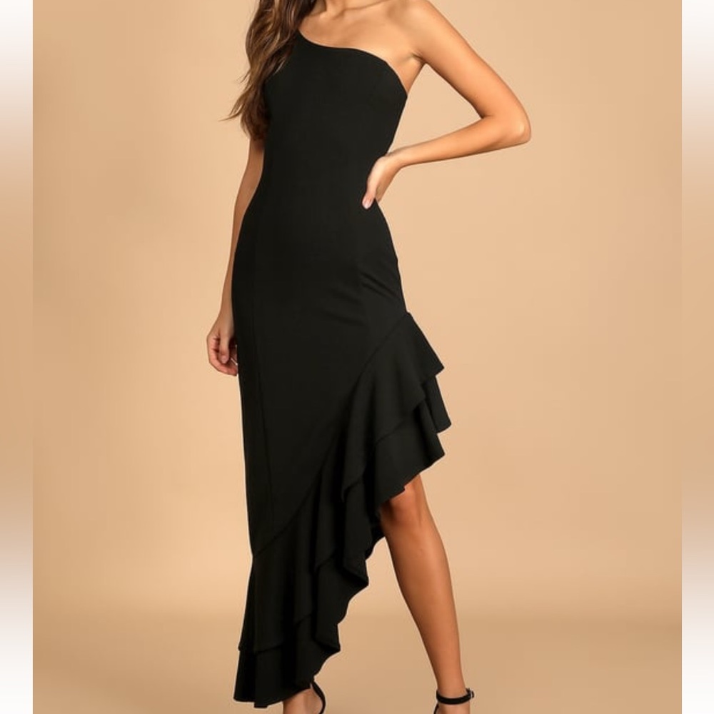 Lulu’s Black One Shoulder Ruffle Dress